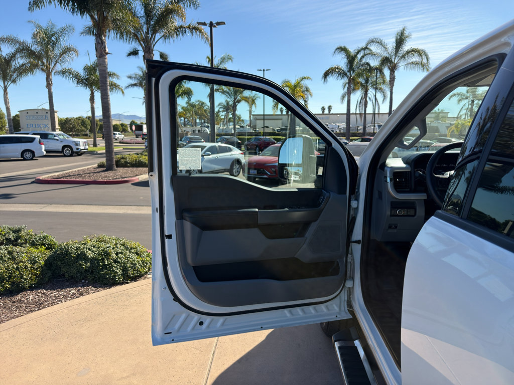 Used 2025 Ford F250 XLT AWD/4WD image 11