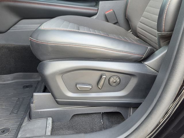 Used 2025 Ford Explorer ST-Line w/ Premium Package RWD image 14
