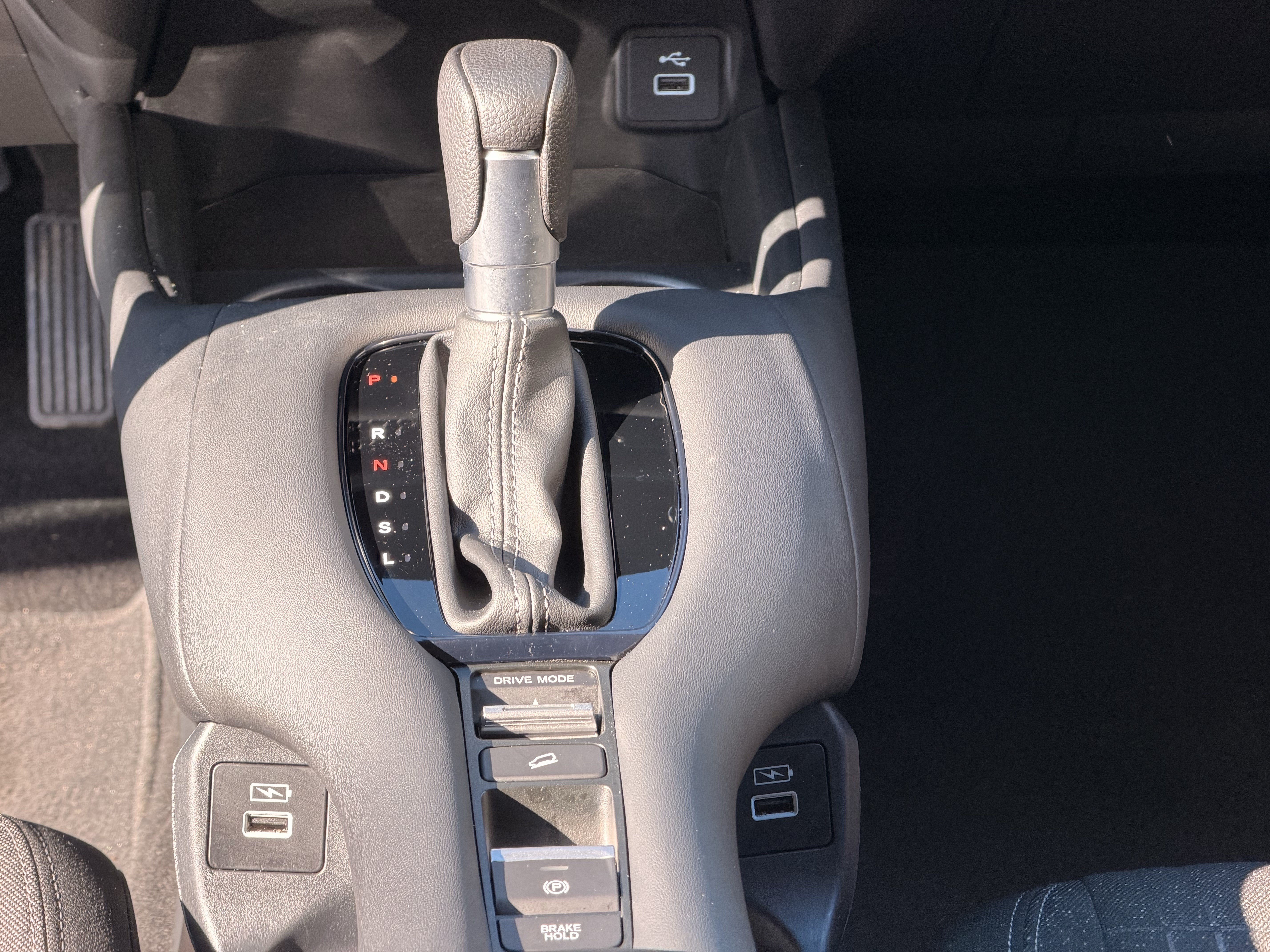 Used 2023 Honda HR-V LX image 18
