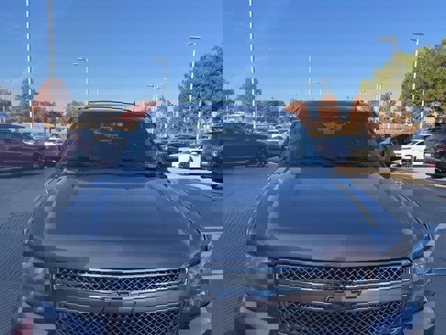 Used 2014 Chevrolet Suburban LT image 2