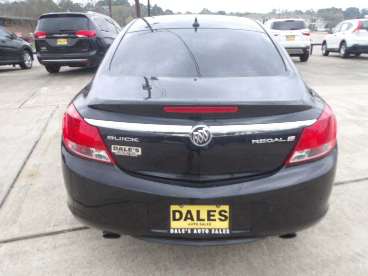 Used 2013 Buick Regal Premium FWD image 12