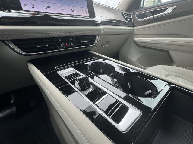 New 2026 Volkswagen Atlas SEL image 19