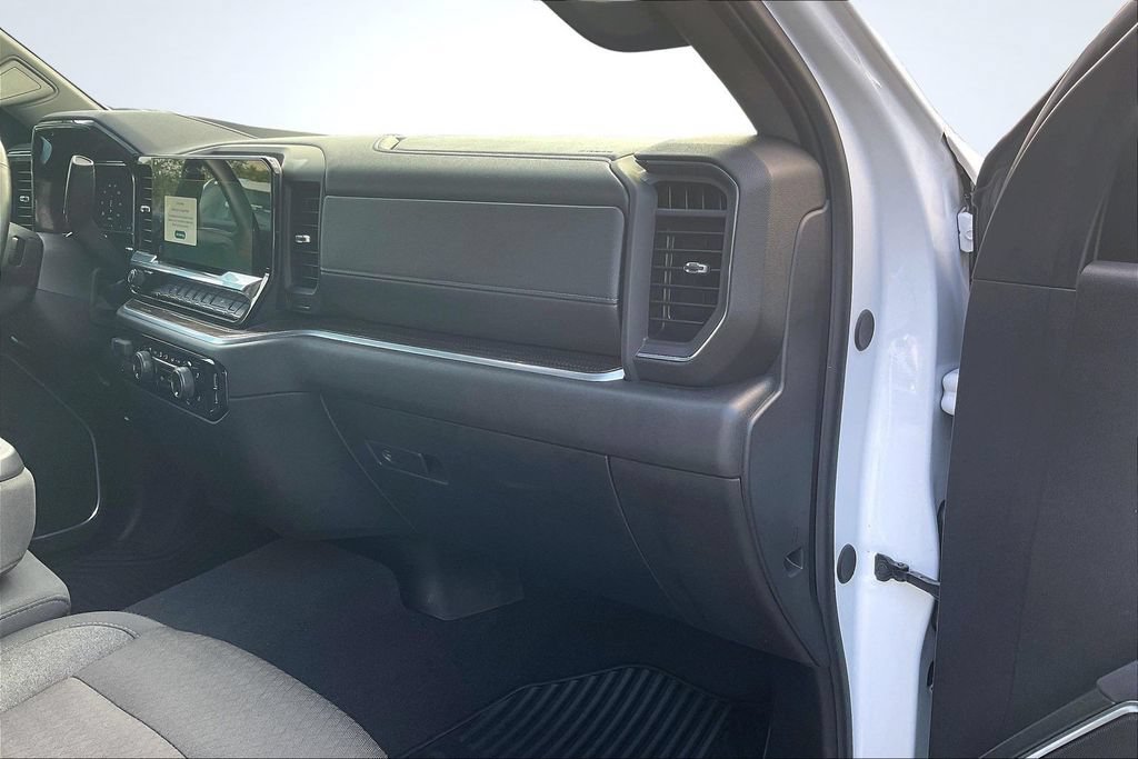 Used 2026 Chevrolet Silverado 1500 LT AWD/4WD image 28