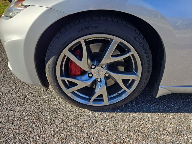 Used 2017 Nissan 370Z w/ Sport Package image 38