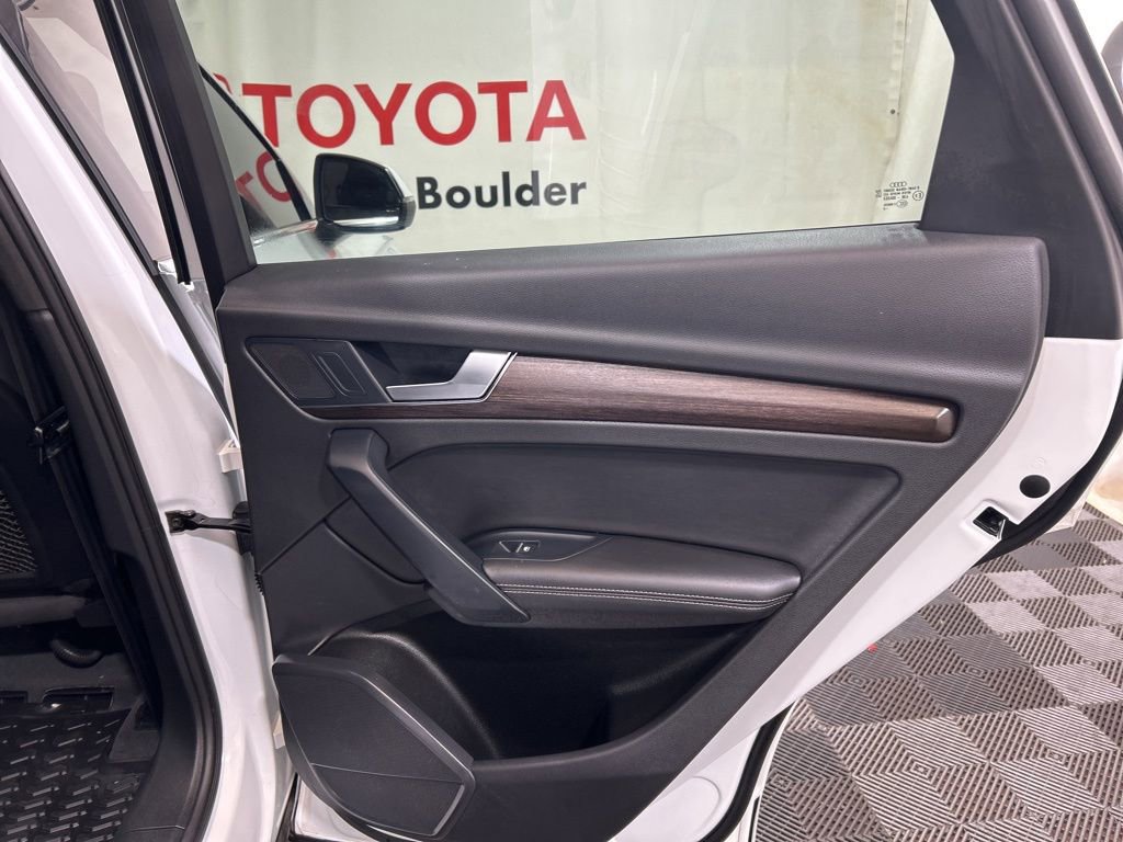 Used 2022 Audi Q5 2.0T Premium Plus image 12