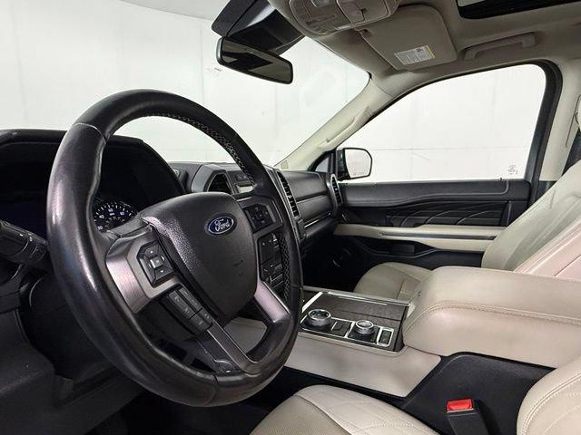 Used 2019 Ford Expedition Platinum AWD/4WD image 6