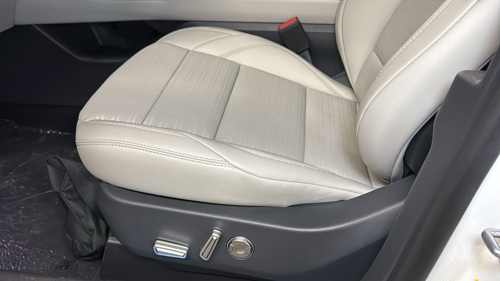 New 2026 Lincoln Nautilus Reserve image 19