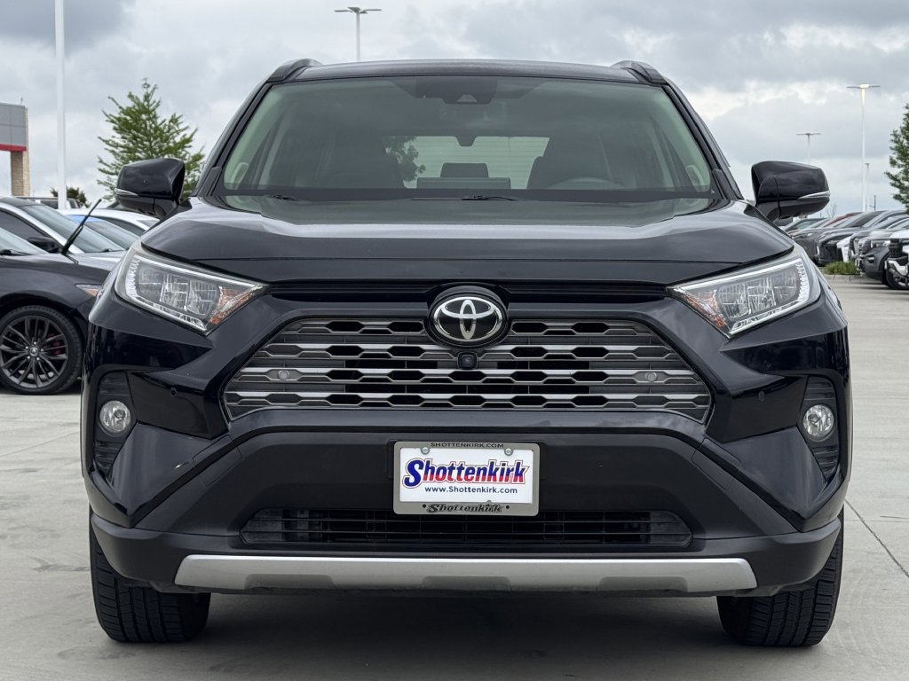 Used 2019 Toyota RAV4 Limited w/ Advanced Technology Package AWD/4WD image 7