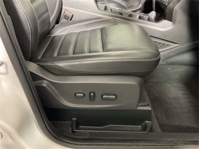 Used 2019 Ford Escape Titanium image 35