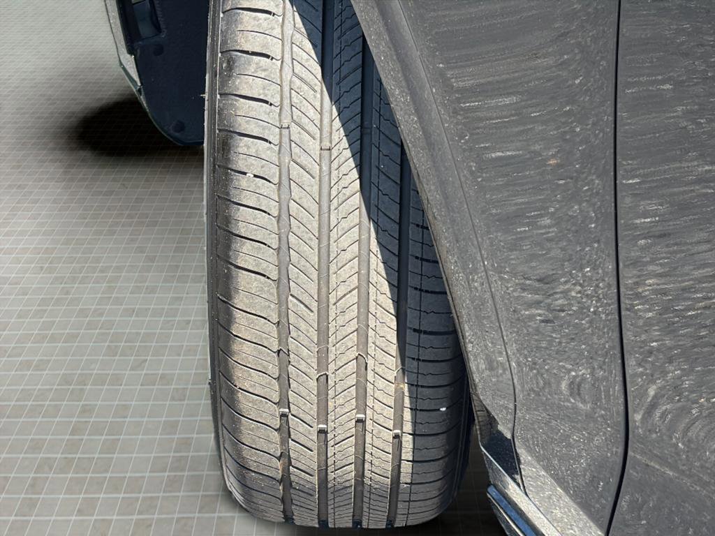 Certified 2026 Genesis GV70 2.5T AWD/4WD image 45