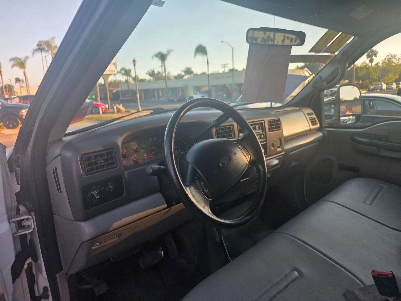 Used 2000 Ford F350 XL image 11