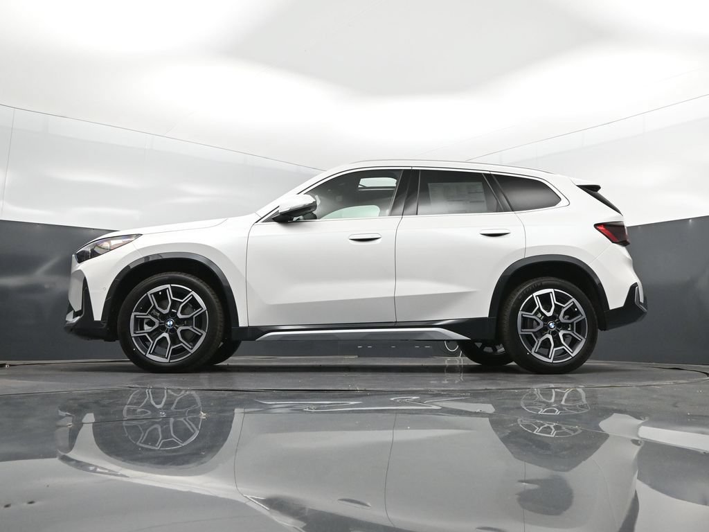 New 2026 BMW X1 xDrive28i w/ Technology Package AWD/4WD image 39