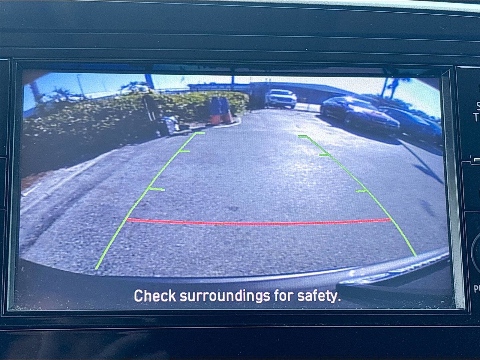 Used 2020 Mitsubishi Outlander ES image 13