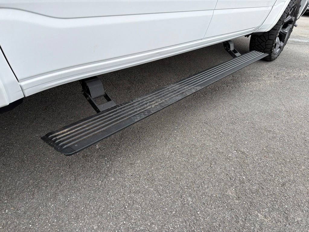 Used 2021 RAM 1500 Limited w/ Night Edition AWD/4WD image 17