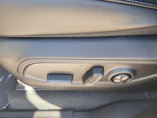 New 2025 Jeep Grand Cherokee Altitude image 5