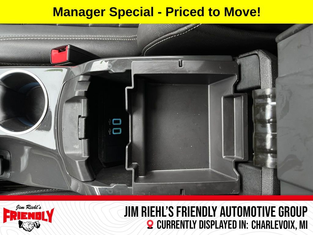 Used 2016 Ford Escape Titanium image 24