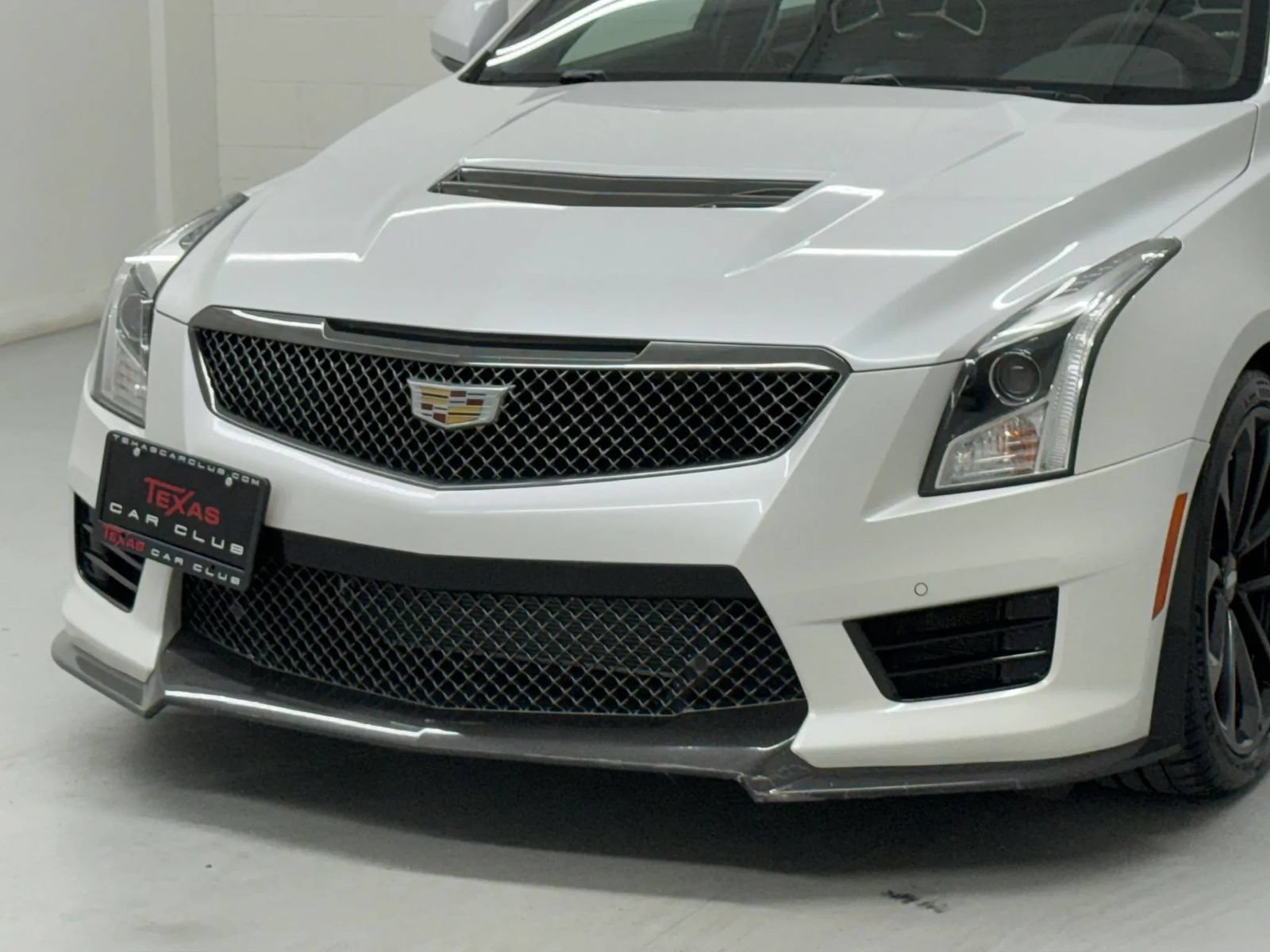 Used 2017 Cadillac ATS V w/ Carbon Black Package RWD image 37