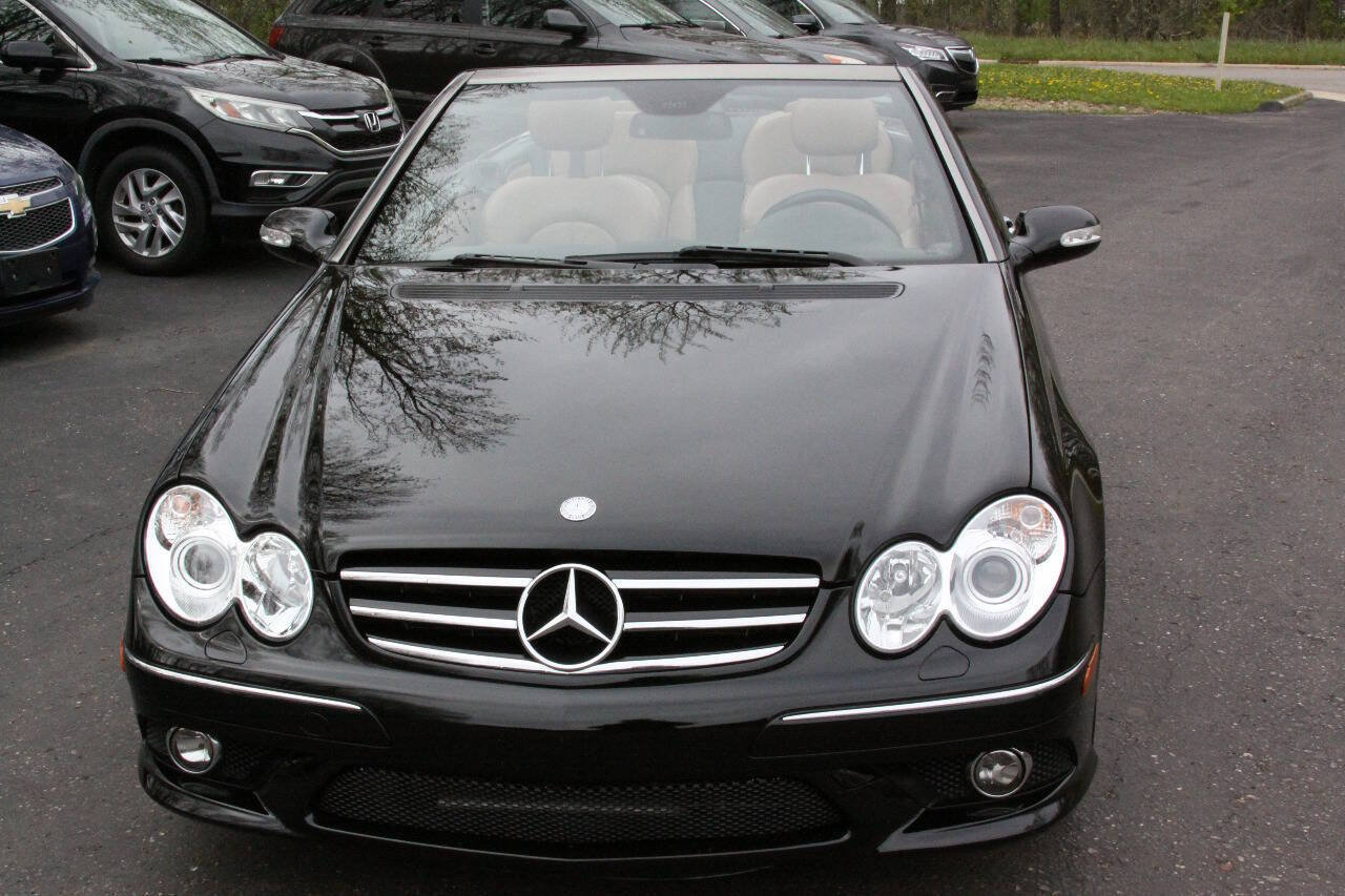 Used 2008 Mercedes-Benz CLK 550 Cabriolet image 2