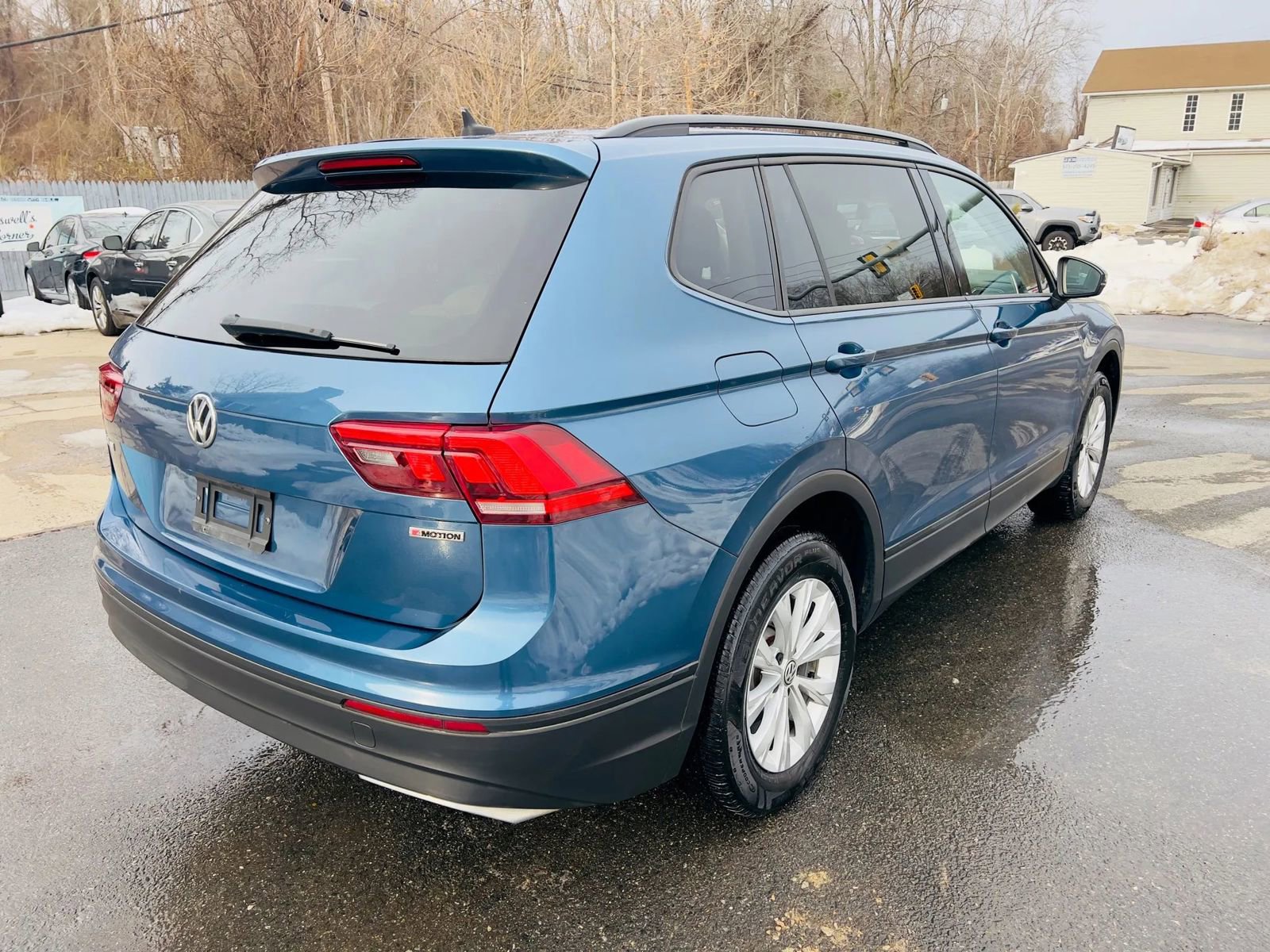 Used 2020 Volkswagen Tiguan S w/ 3rd Row Seat Package image 4