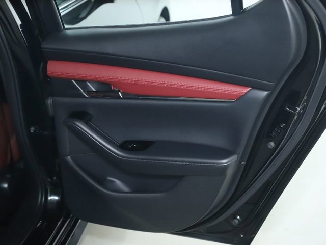 Used 2025 MAZDA MAZDA3 Hatchback w/Premium Plus Pkg image 37