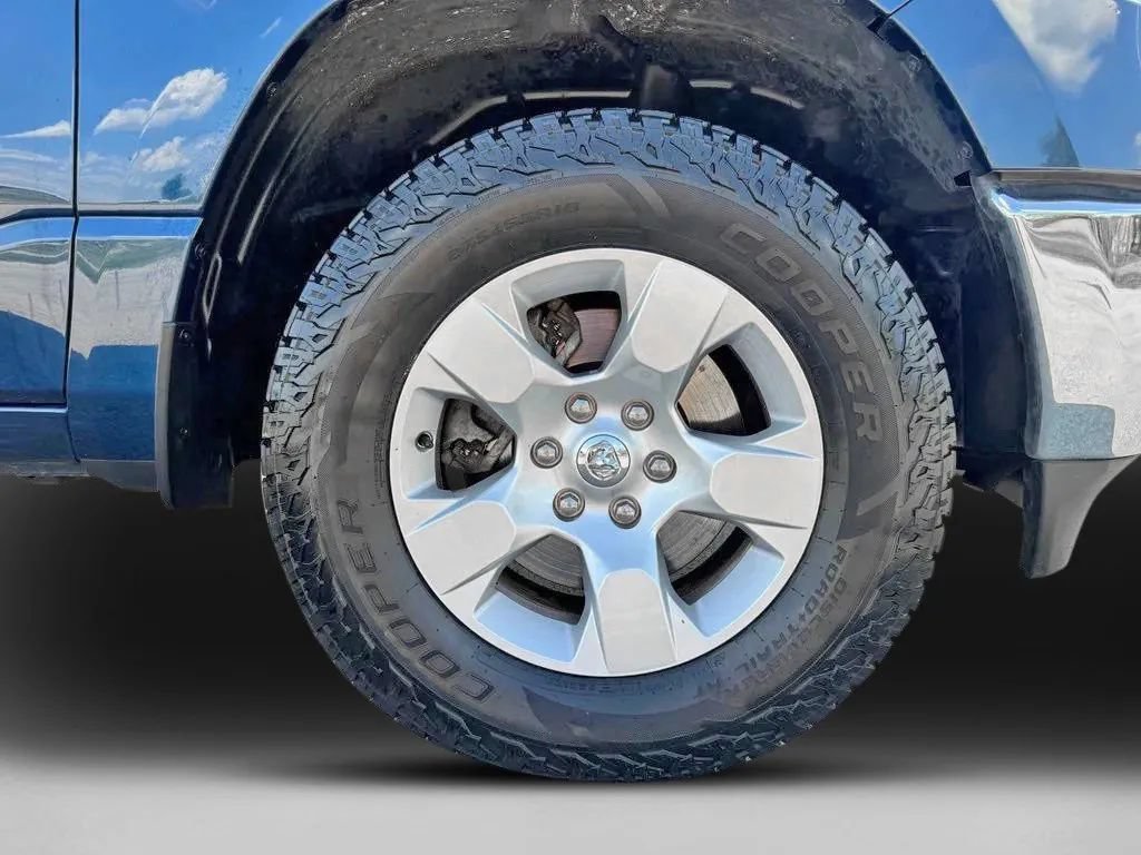 Used 2019 RAM 1500 Big Horn AWD/4WD image 31