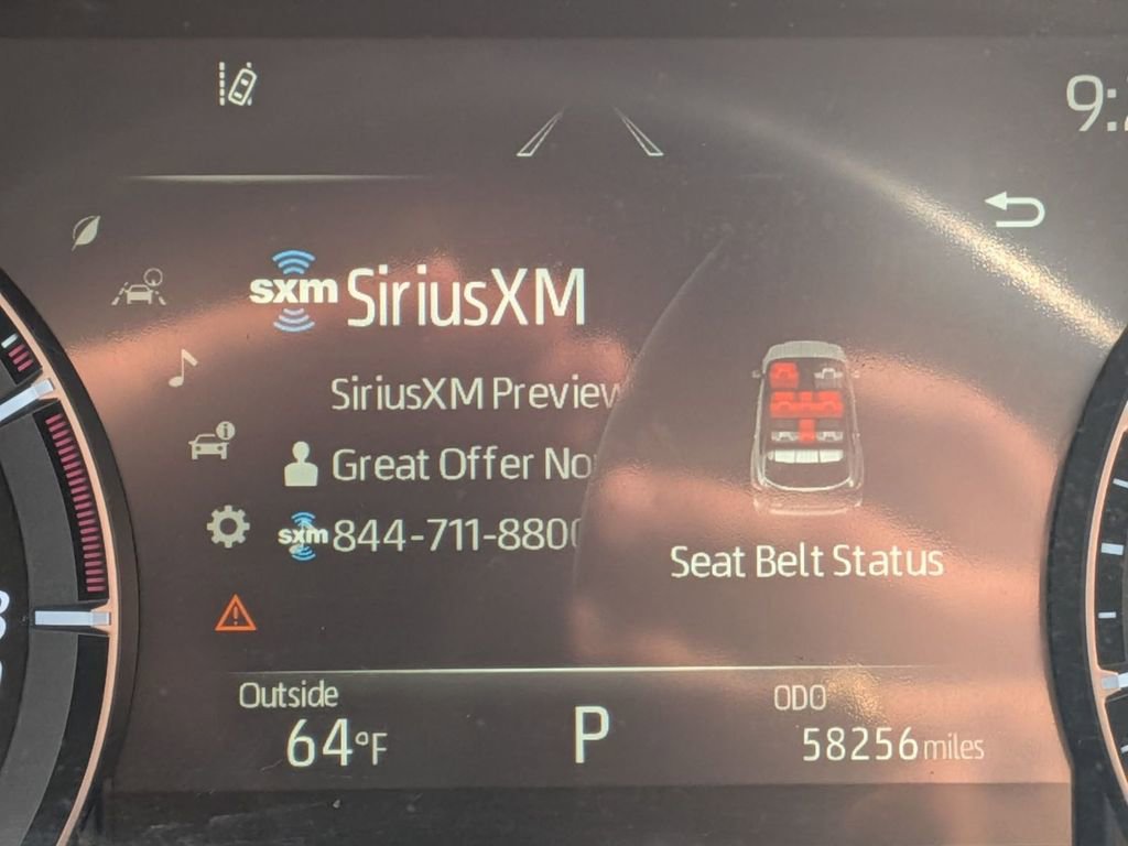 Used 2022 Toyota Highlander XLE AWD/4WD image 24