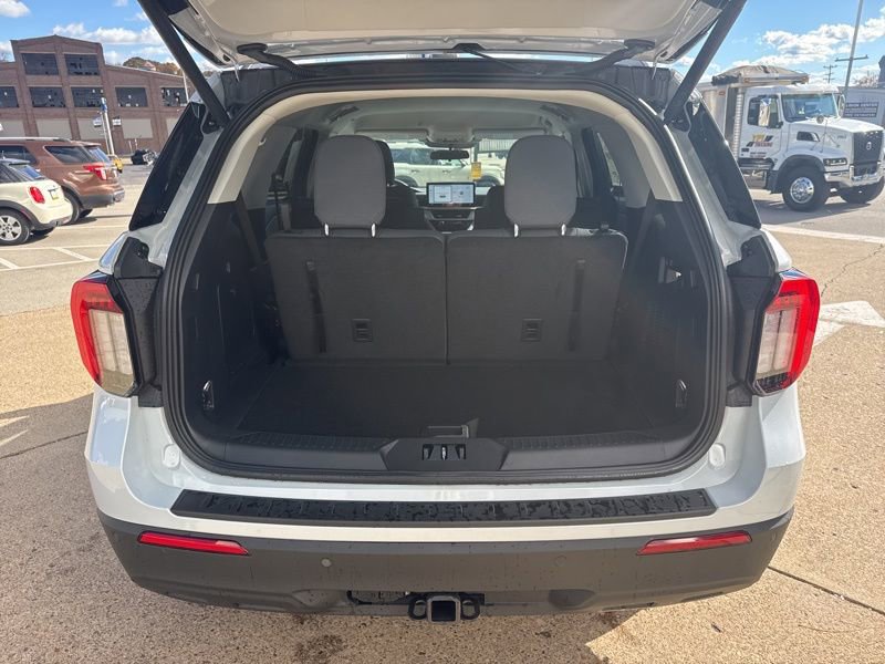 New 2026 Ford Explorer Active AWD/4WD image 11