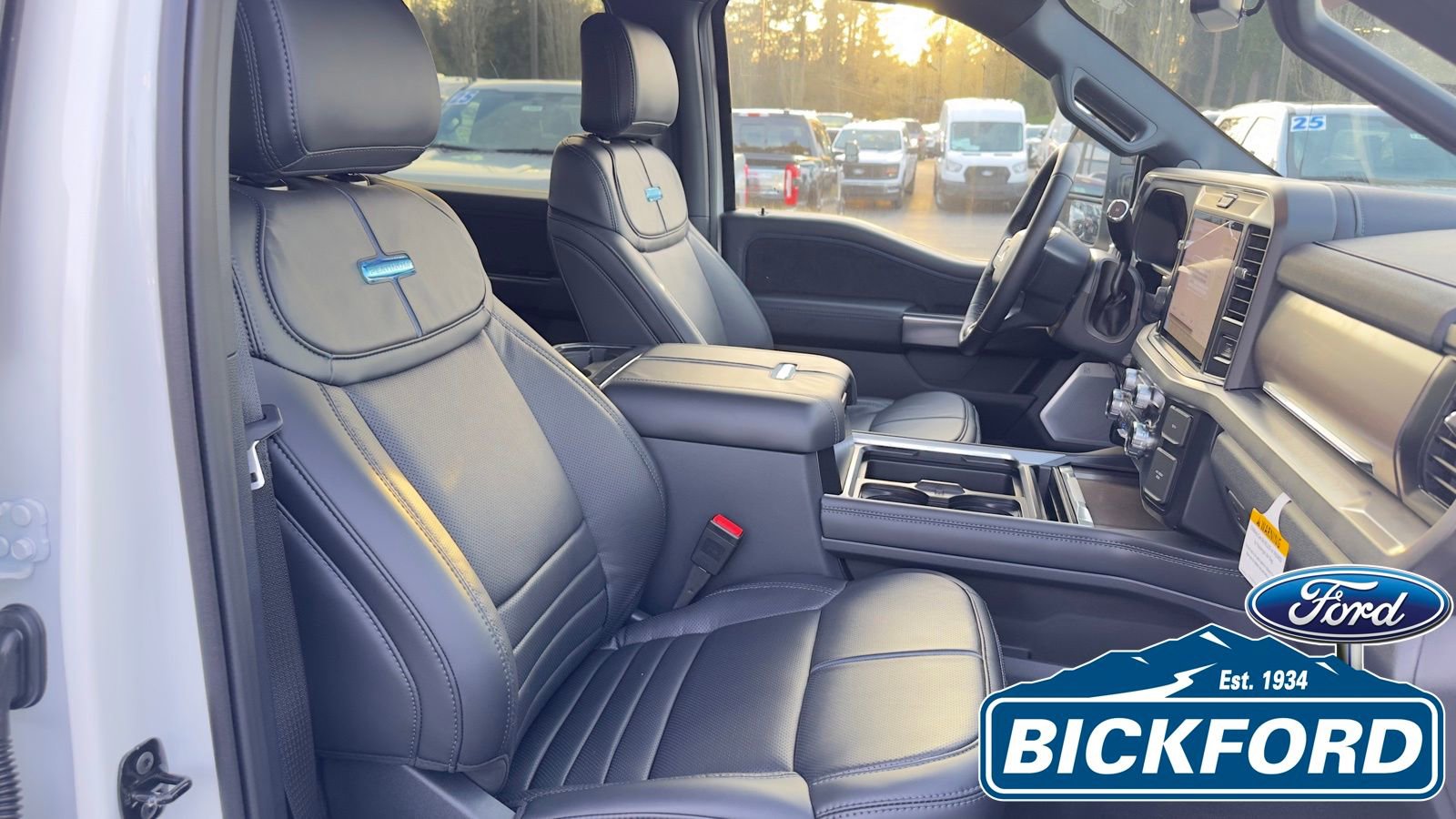 New 2026 Ford F450 Platinum image 18