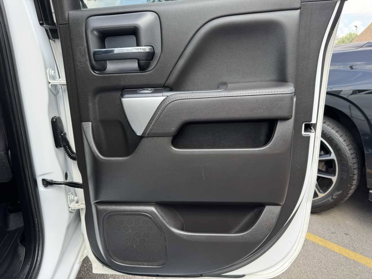 Used 2017 Chevrolet Silverado 1500 LT w/ All Star Edition image 36