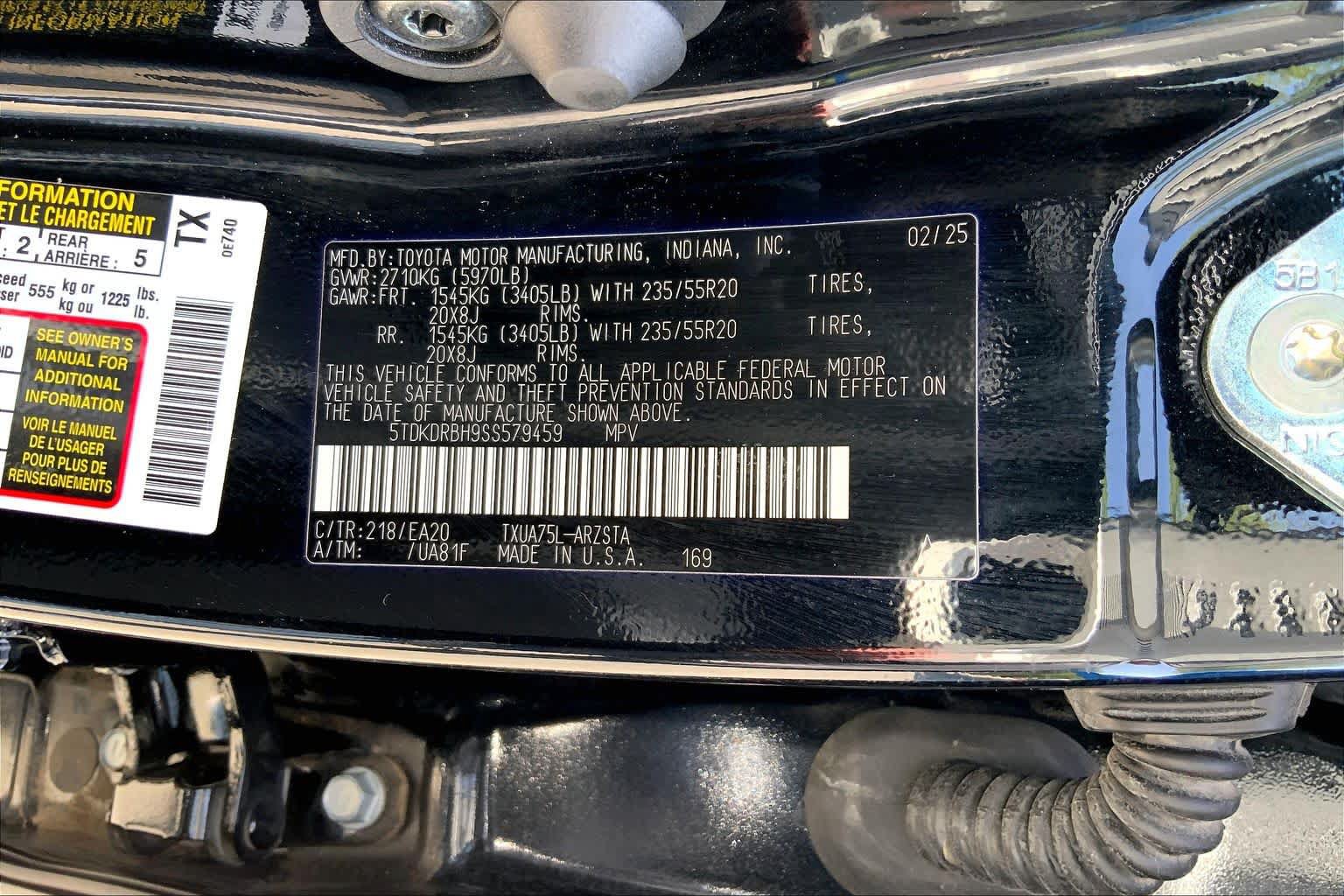 Used 2025 Toyota Highlander XSE AWD/4WD image 37
