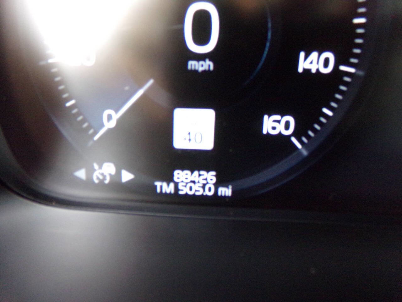 Used 2016 Volvo XC90 T6 Momentum w/ Momentum Plus Package image 39