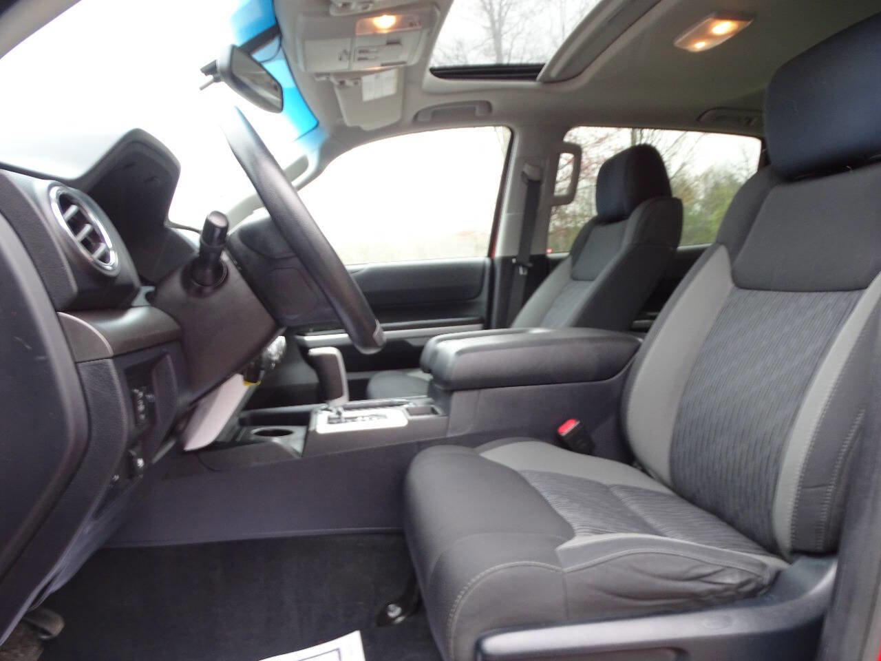 Used 2017 Toyota Tundra 4x4 CrewMax w/ SR5 & TRD Pkgs image 2