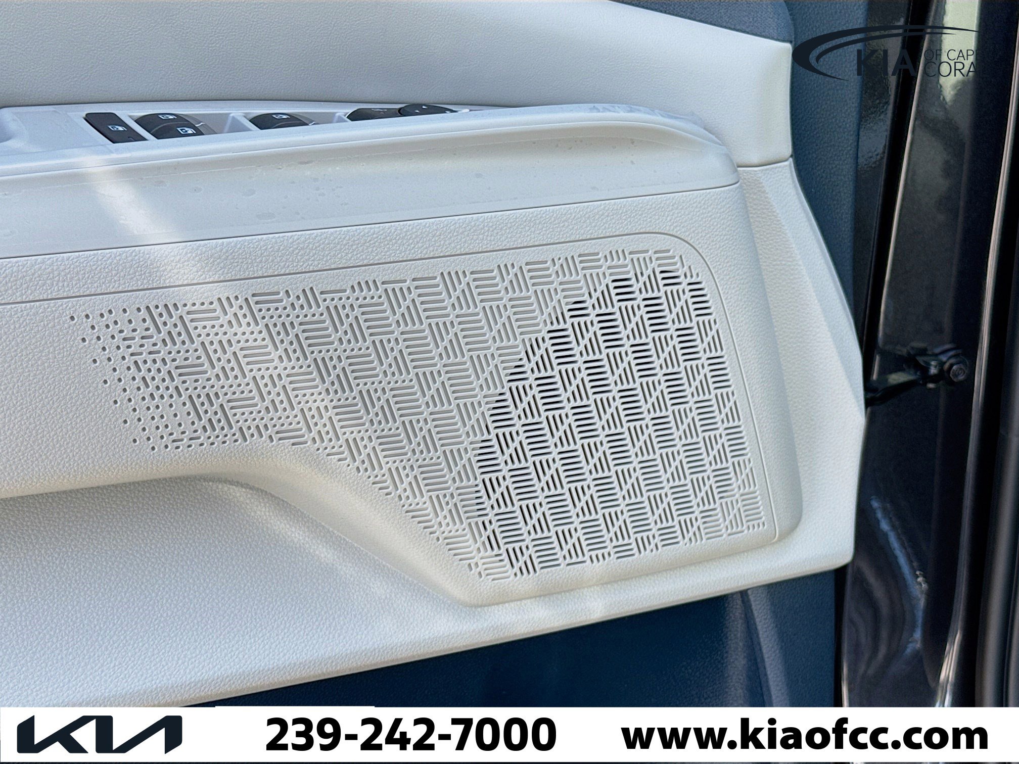 New 2026 Kia Carnival EX image 23