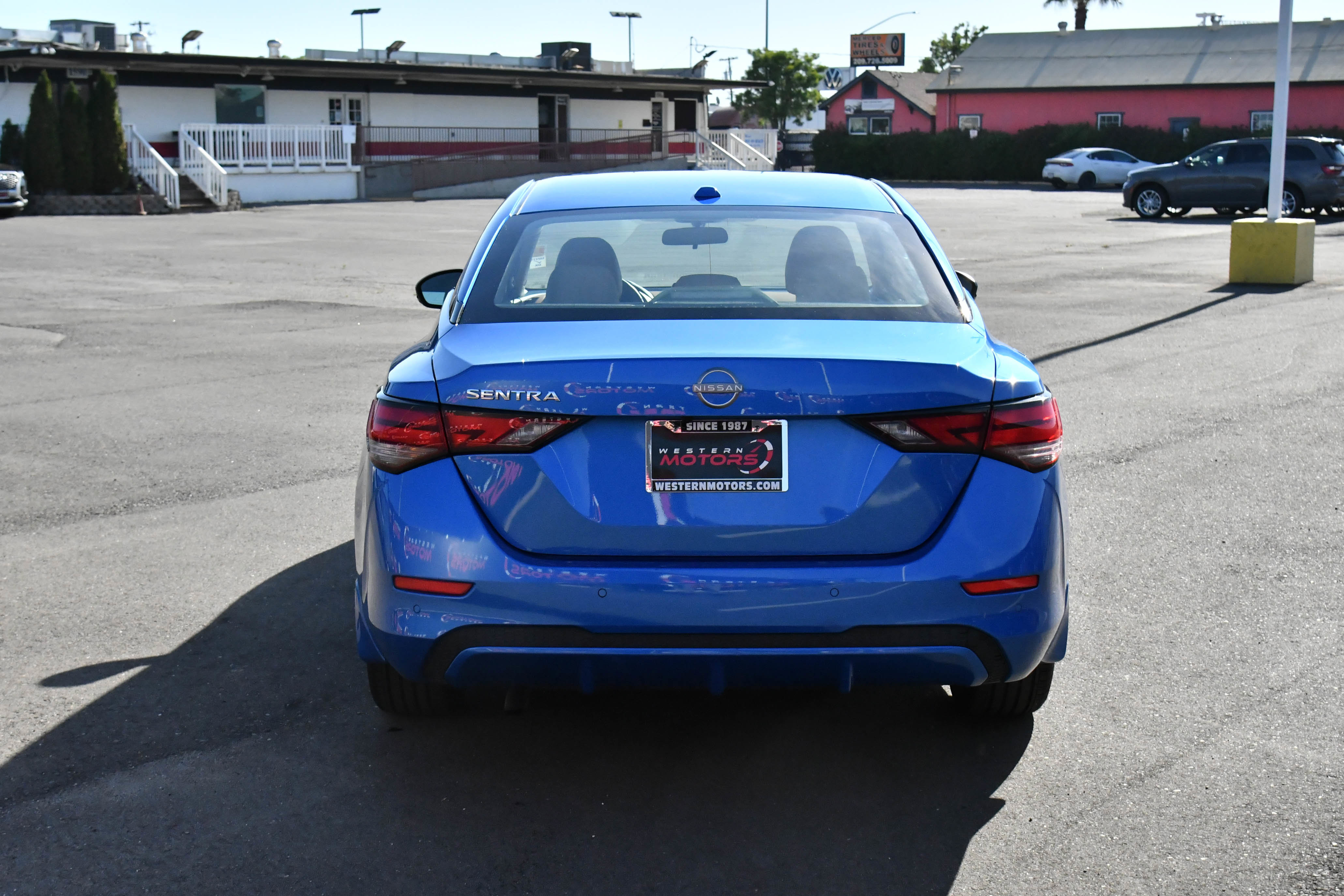 Used 2025 Nissan Sentra SV w/ SV Premium Package FWD image 7