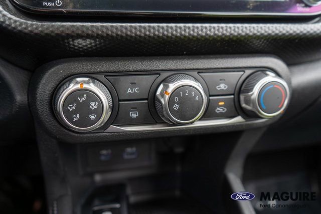 Used 2024 Nissan Kicks SV image 24