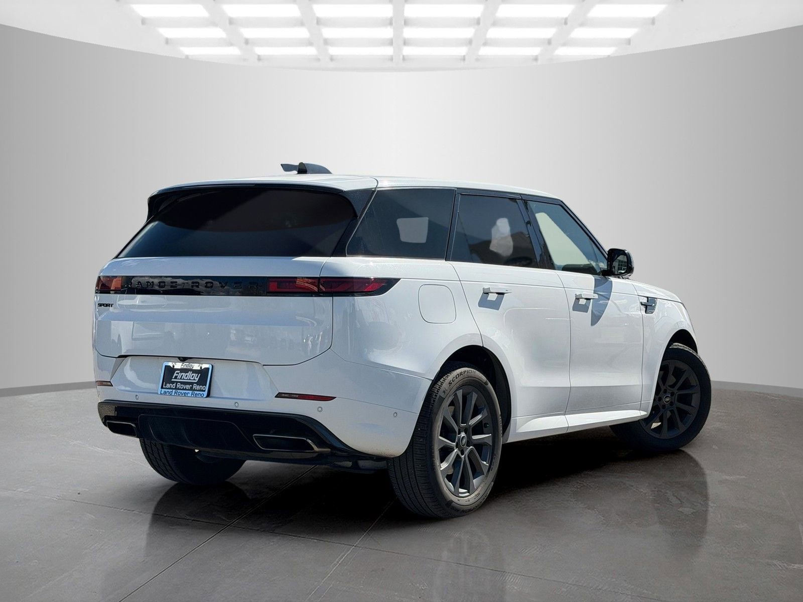 Used 2024 Land Rover Range Rover Sport Dynamic SE image 5