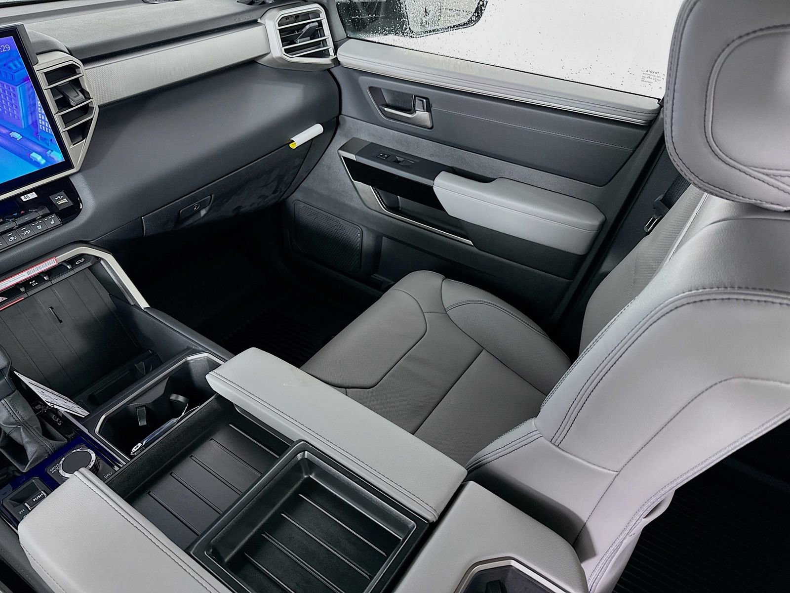 New 2026 Toyota Tundra Limited AWD/4WD image 23