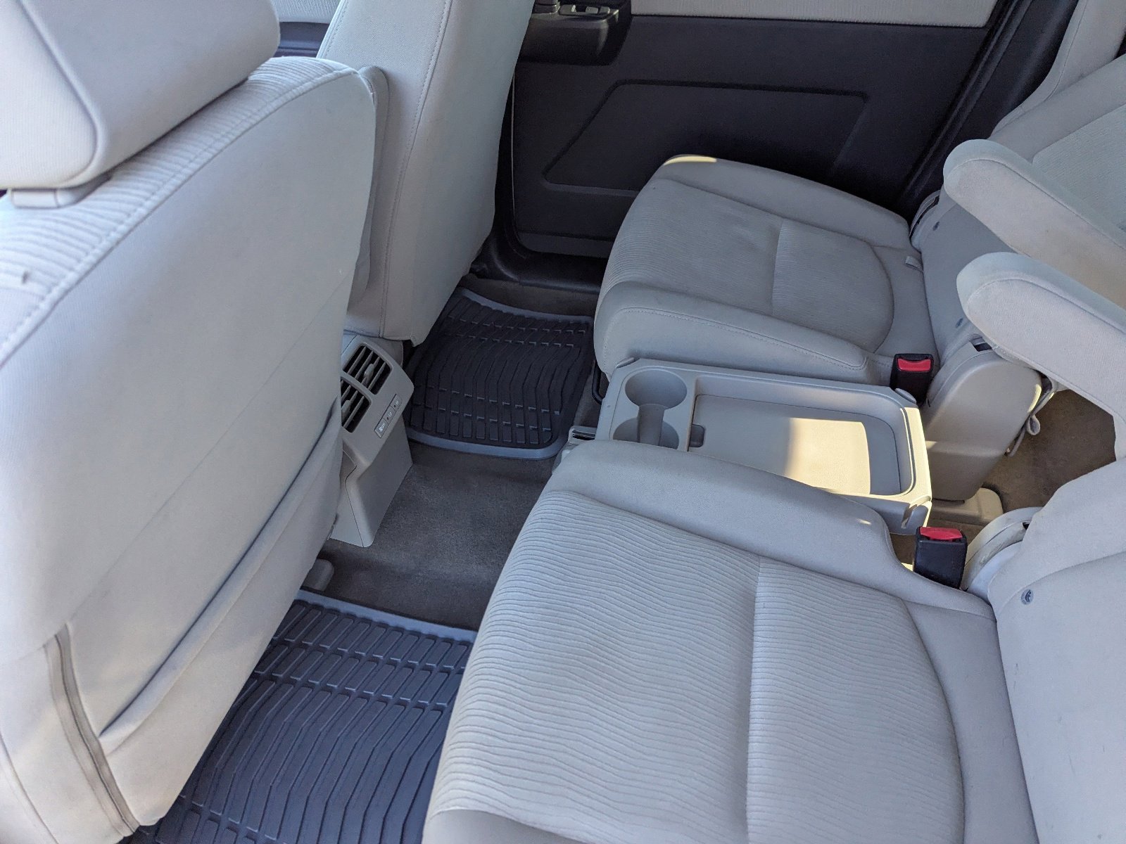 Used 2008 MAZDA MAZDA5 Sport image 15