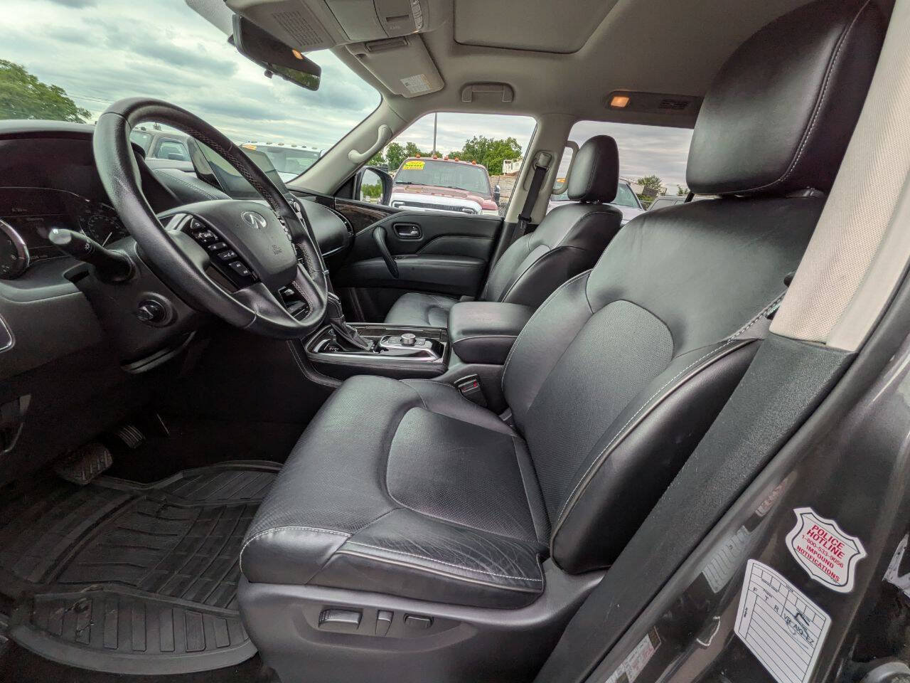 Used 2024 INFINITI QX80 Luxe AWD/4WD image 9