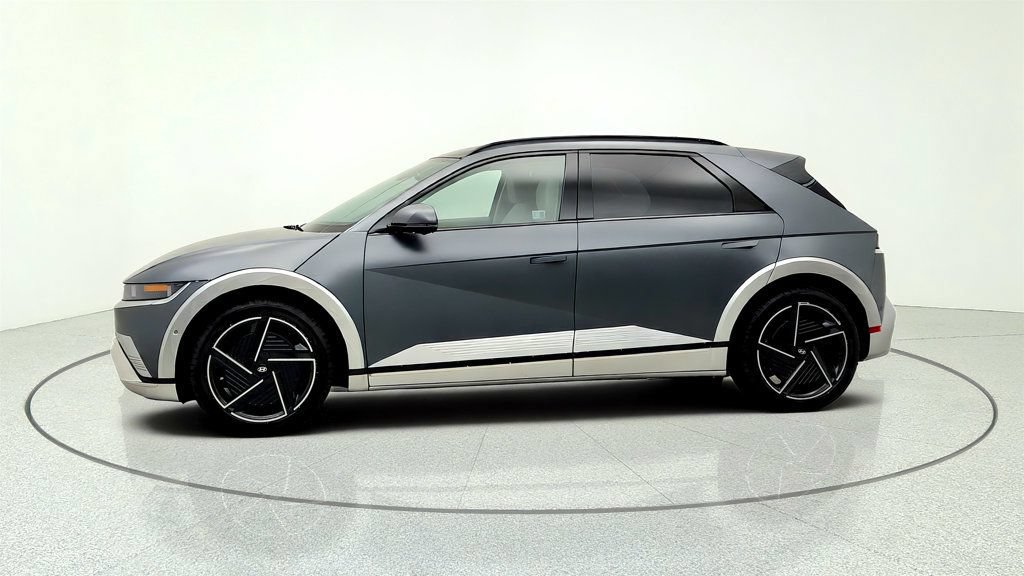 Used 2025 Hyundai Ioniq 5 Limited AWD/4WD image 8