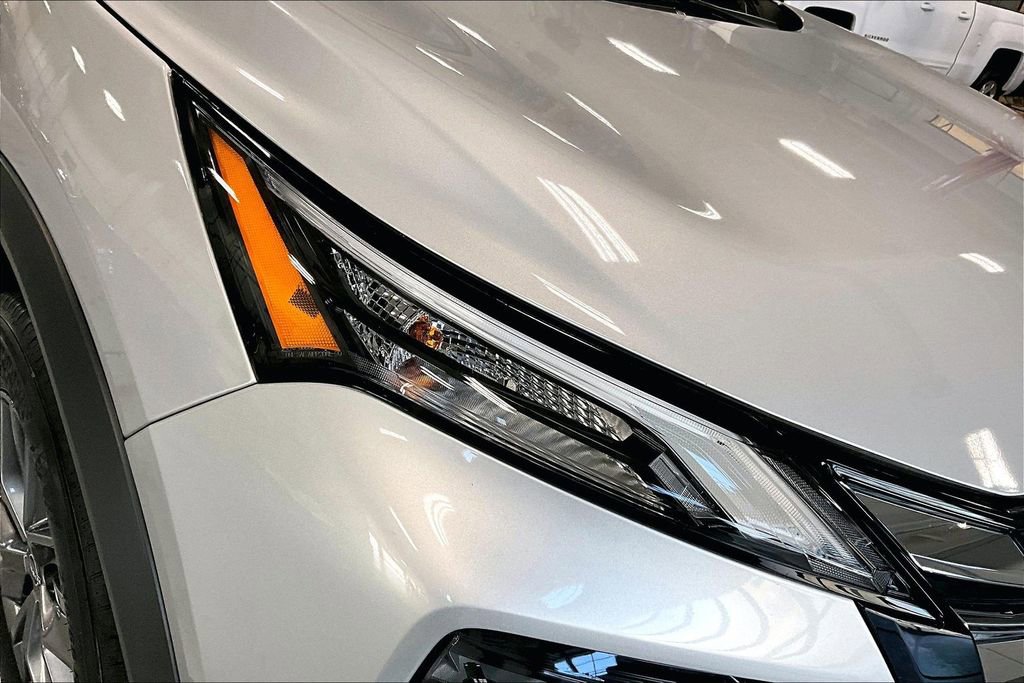 Certified 2025 Nissan Rogue S image 28