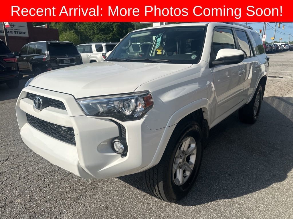 Certified 2019 Toyota 4Runner SR5 AWD/4WD image 1