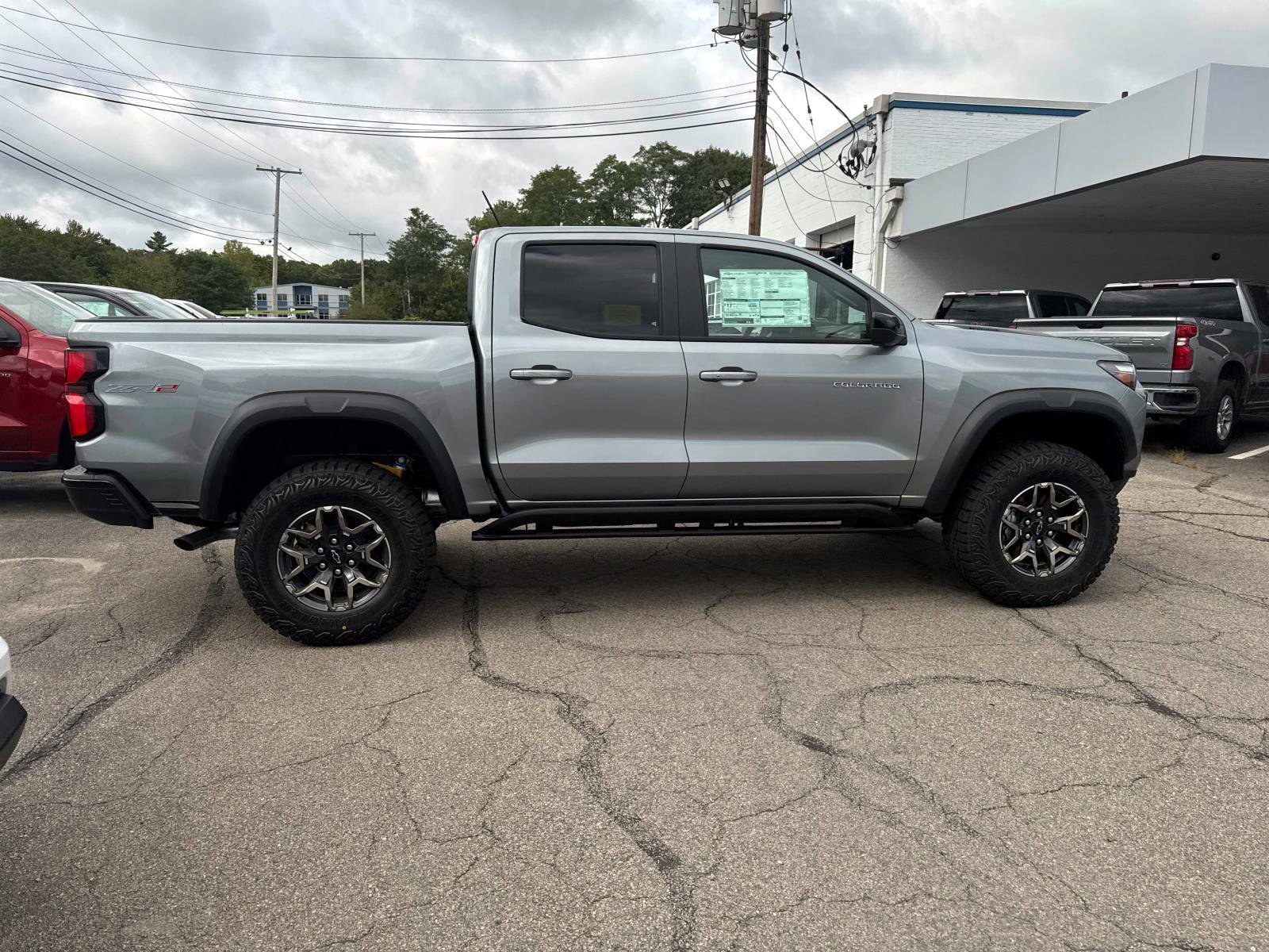 New 2026 Chevrolet Colorado ZR2 w/ Technology Package image 3