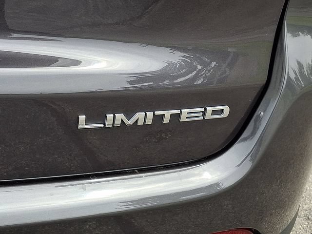 Used 2024 Jeep Compass Limited AWD/4WD image 32