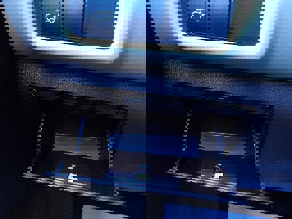 Used 2022 Toyota Highlander XLE image 23