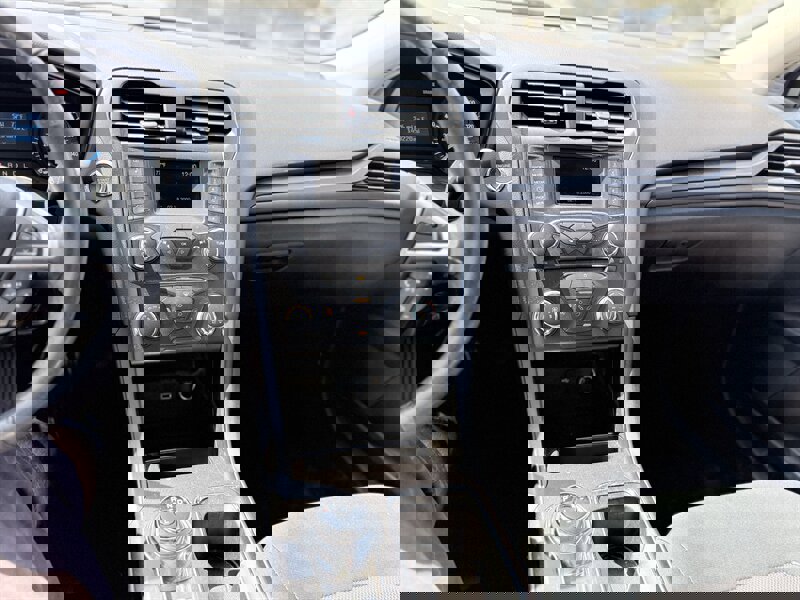 Used 2018 Ford Fusion S w/ Equipment Group 101A image 21