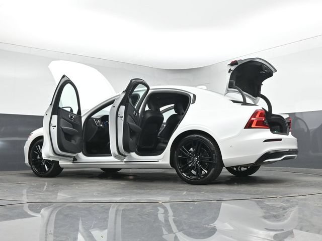 Used 2024 Volvo S60 B5 Plus w/ Climate Package FWD image 55