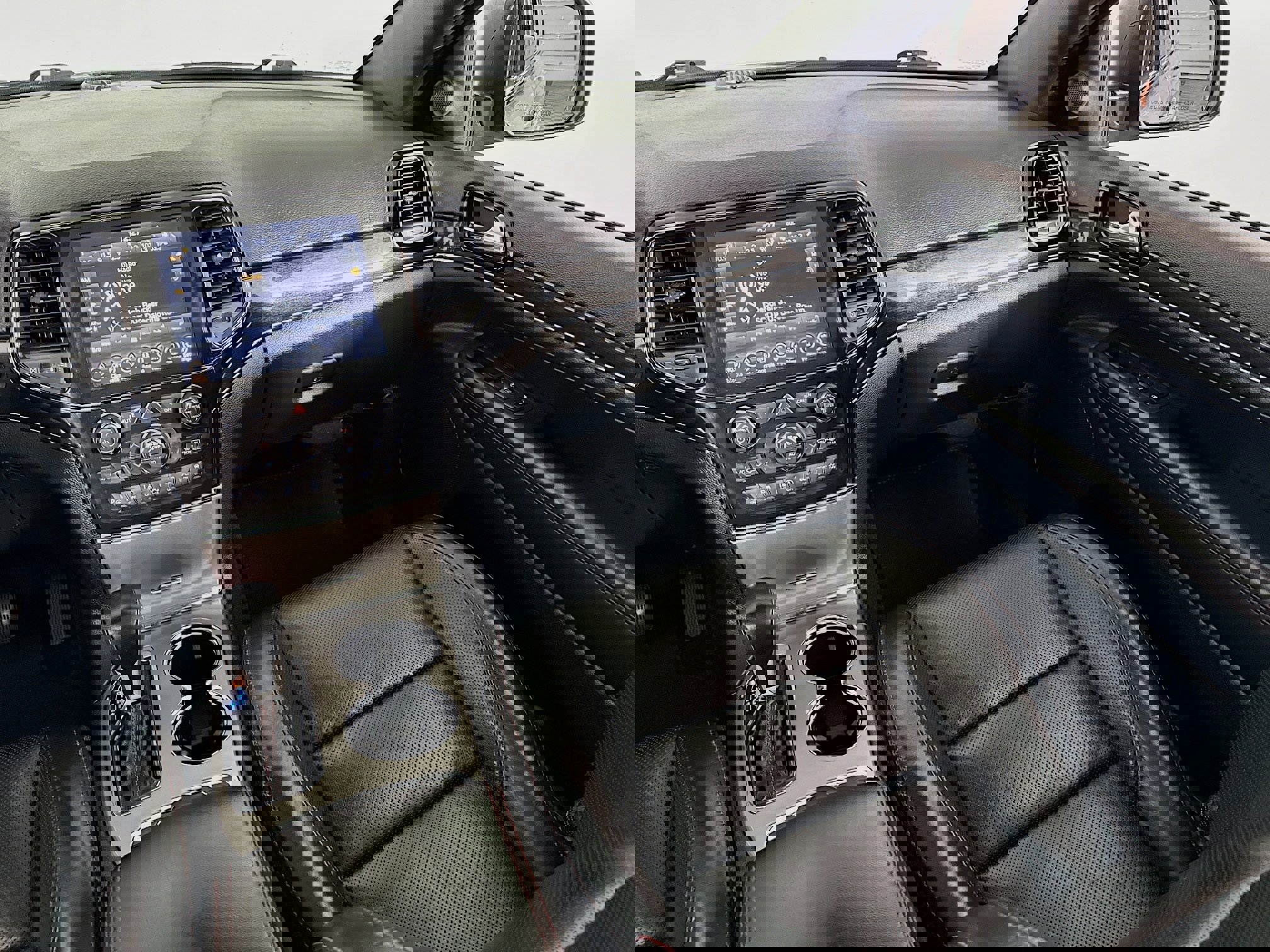 Used 2021 Jeep Grand Cherokee Trailhawk w/ Trailhawk Luxury Group image 35