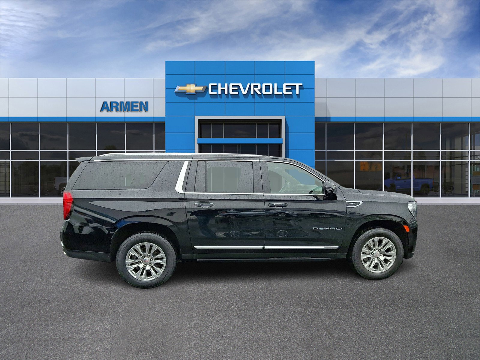 Certified 2024 GMC Yukon XL Denali image 8