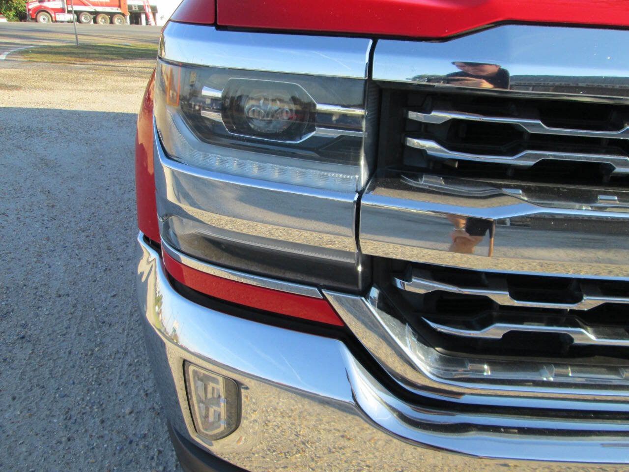 Used 2018 Chevrolet Silverado 1500 LTZ w/ Texas Edition image 5
